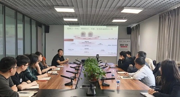 ������ͫ���Ͽ���������������ں�һ���